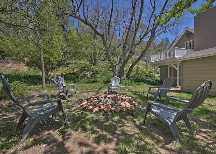 Whispering Pines Home: Fire Pit, Near Scenic Hikes Payson