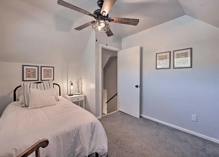 Vakantiehuis Whispering Pines Home: Fire Pit, Near Scenic Hikes Payson